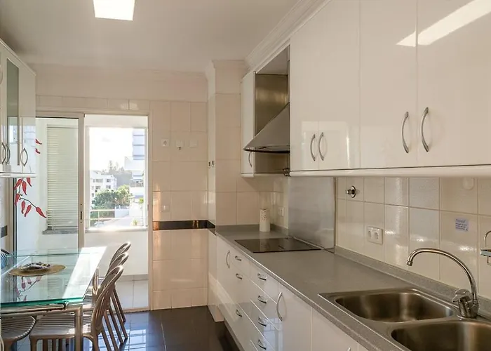 شقة Guestready - Charming Retreat In فونشال