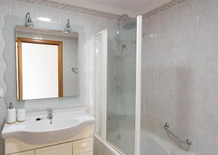 Guestready - Charming Retreat In * فونشال