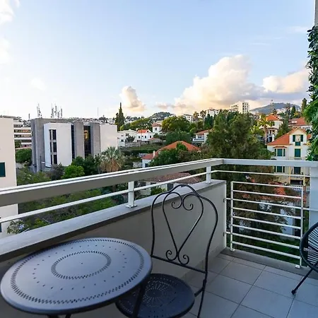 Apartament Guestready - Charming Retreat In